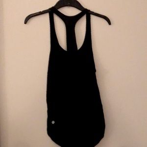 Lululemon tank 🖤